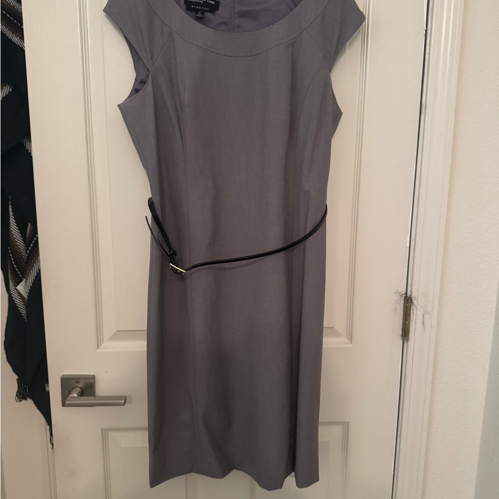 Jones New York Gray Sheath Dress Cap Sleeves Crew Neck